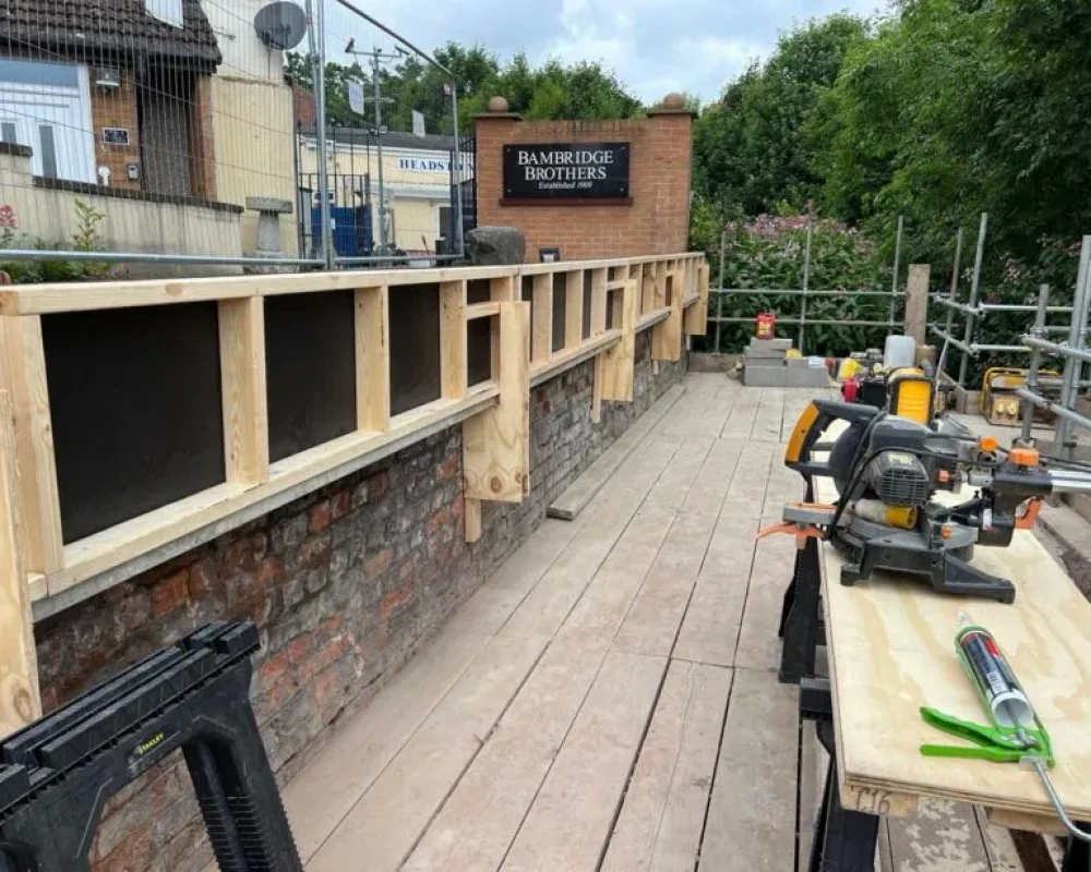 Shuttering-for-concrete-retaining-wall-820x615.jpg