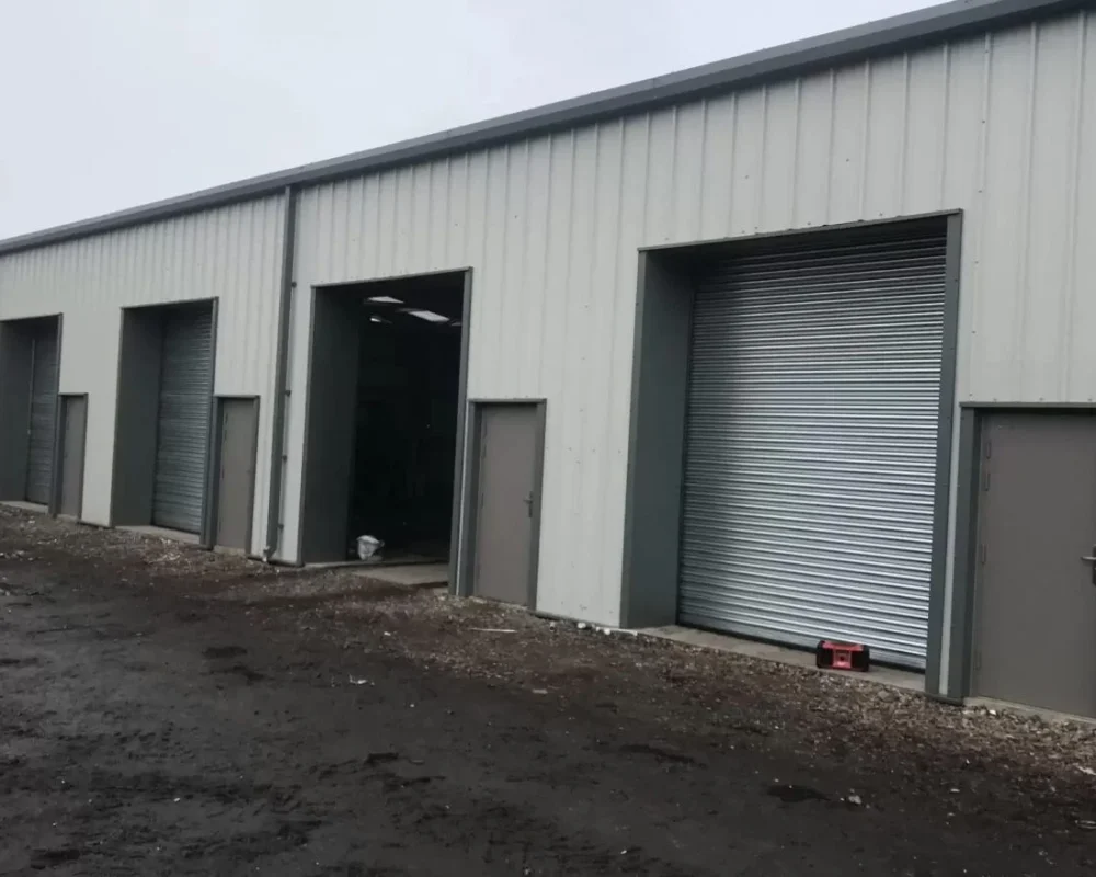 Steel building units for Jeet Bargain Vans