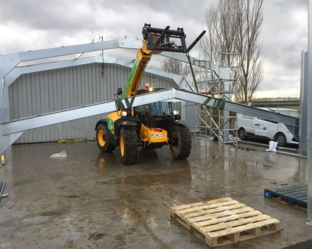 tony-main02-820x615.jpg